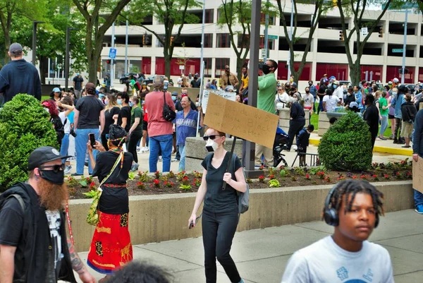 Dayton Ohio Estados Unidos 2020 Manifestantes Comício Vidas Negras Marcham — Fotografia de Stock