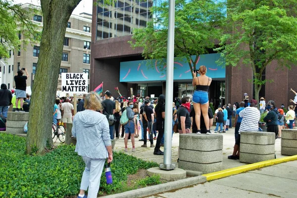 Dayton Ohio Usa 2020 Demonstranten Bei Einer Kundgebung Black Lives — Stockfoto