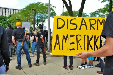 Dayton, Ohio, Amerika Birleşik Devletleri 05 / 30 / 2020 Siyahların yaşamını ilgilendiren bir mitingde silah taşıyan protestocular