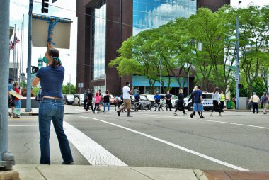 Dayton, Ohio Birleşik Devletleri. 05 / 30 / 2020 Siyahların yaşamını kontrol eden polis memurları protesto ediyor.