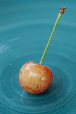 Tablo bigarreau Napolyon kiraz tam taze sağlıklı meyve