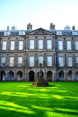 Edinburgh, Loch Ness, onun harika doğal manzara ve çok daha fazlasını ziyaret İskoçya ile seyahat kısa bir tatil