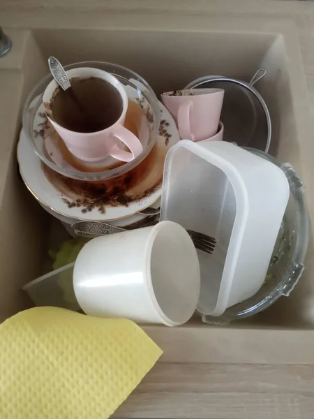 Lavaboda Kirli Bulaşıklar Mutfakta Kirli Bulaşıklar — Stok fotoğraf