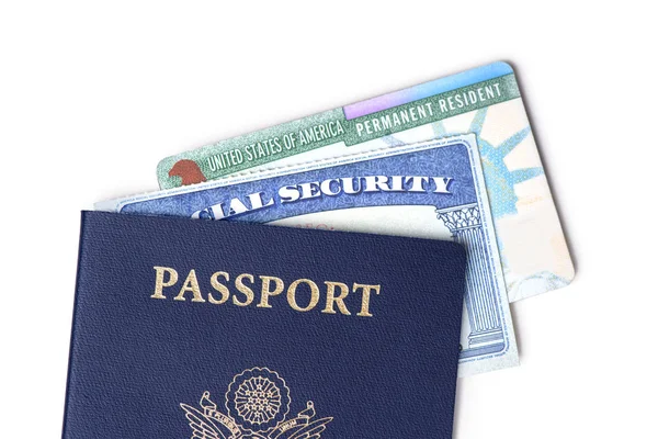 Vereinigte Staaten Pass Sozialversicherungskarte Und Aufenthaltskarte Isoliert Auf Weißem Hintergrund — Stockfoto