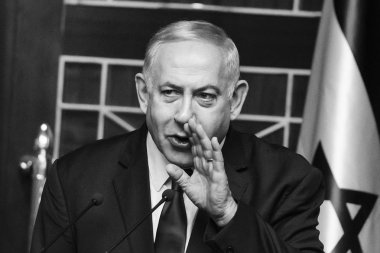 İsrail Başbakanı Benjamin Netanyahu Ukrayna'nın Kiev ziyareti sırasında. Ağustos 2019 Siyah beyaz fotoğraf