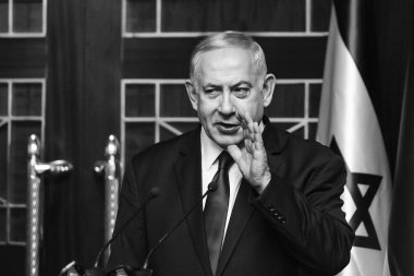 İsrail Başbakanı Benjamin Netanyahu Ukrayna'nın Kiev ziyareti sırasında. Ağustos 2019 Siyah beyaz fotoğraf