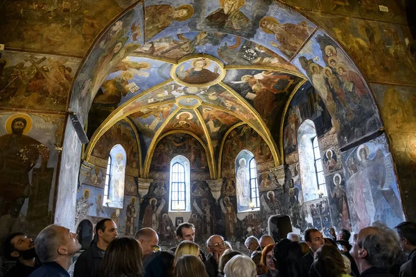 Fragmentos de afrescos pinturas de parede nas paredes da Igreja do Salvador em Berestove em Kiev, Ucrânia . — Fotografia de Stock