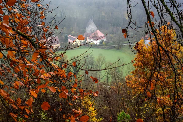 Utsikt Över Tauber Valley Double Bridge Och Kobolzeller Kyrkan Från — Stockfoto