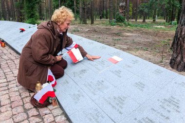 Bykivnia mezarları, Ulusal Tarih Anıtı Ukrayna 'daki Stalinist siyasi baskıların kurbanlarının anısına. Bykivnia, Kyiv yakınlarında. Ukrayna. Eylül 2012