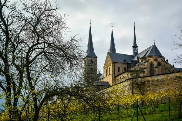 Vista da Abadia de Michaelsberg ou Abadia de St. Michaels Kloster Michelsberg, Bamberg, Baviera, Alemanha. Novembro de 2014 — Fotografia de Stock