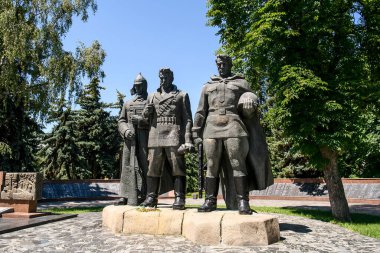 Ukrayna 'nın tarihi merkezi Vinnytsia' da Sovyet ordusunun askerleri için Zafer Anıtı. Temmuz 2020
