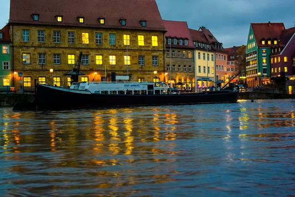 Vista Nocturna Del Antiguo Asentamiento Pescadores Regnitz Llamada Pequeña Venecia — Foto de Stock