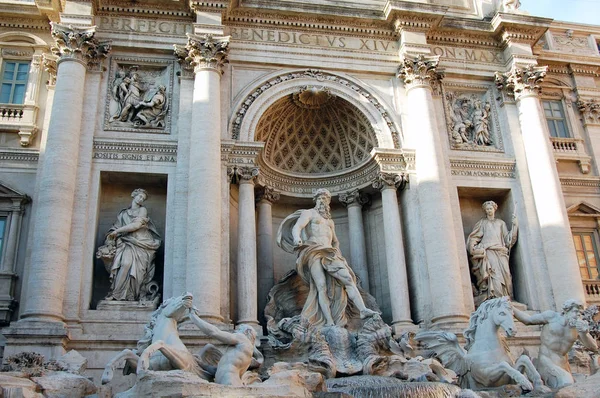 Trevi Fountain 17Th Century Masterpiece Baroque Ensemble Mythical Figures Wild — Stock Photo, Image