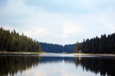 Karadağ Durmitor Milli Parkı buzul Siyah Göl ve dağların Manzara.