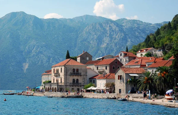 Karadağ'ın Akdeniz manzarasının manzara manzarası.