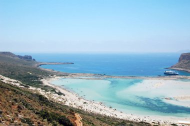 Girit Balos körfeziturkuaz-safir su ile Yunan plaj.