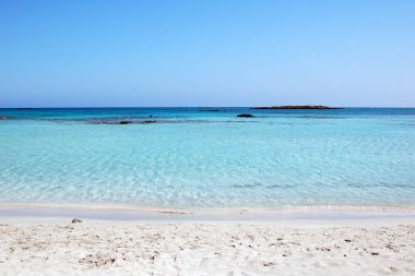 Girit Balos körfeziturkuaz-safir su ile Yunan plaj.