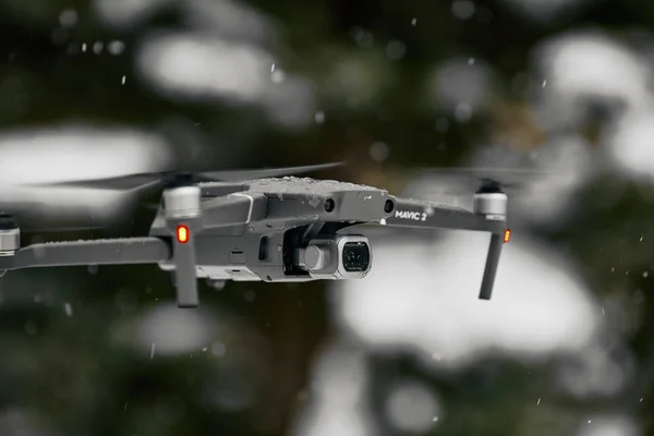 Dji Mavic Pro Voando Condições Neve Molhada Dji Mavic Pro — Fotografia de Stock