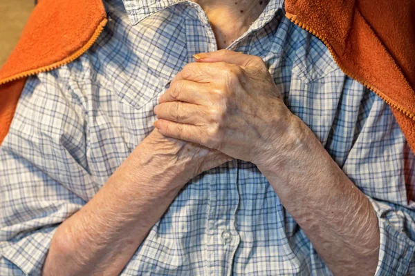 Old Women Hands Together — стоковое фото