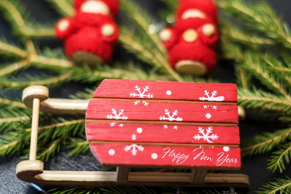 Cartão Natal Trenó Papai Noel Vermelho Brilhante Com Flocos Neve — Fotografia de Stock