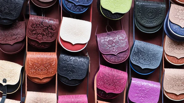 Mercado Recuerdos Yaremche Bolsos Hombro Cuero Color Las Mujeres Relieve — Foto de Stock