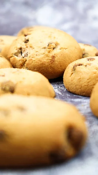 Soft Freshly Baked Chocolate Chip Cookies Gray Marble Kitchen Countertop — Stock Photo, Image