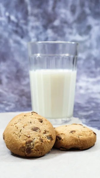 American Gluten Free Chocolate Chip Cookies Glass Glass Vegetable Milk — Stock Photo, Image