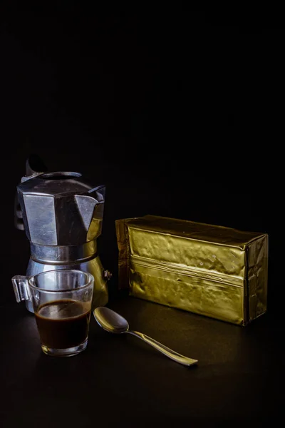 Чашка Кофе Мокко Традиционный Итальянский Кофейник Молотый Кофе — стоковое фото