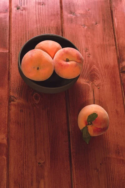 Still Life Fresh Ripe Peaches Season Wooden Table — Stock Photo, Image