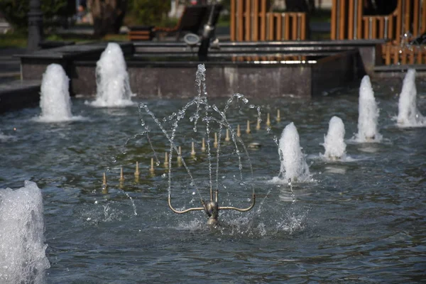 spinning small fountain in the Park