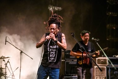 Khao Kho Tayland Fab 2 2024 Tayland 'ın ünlü reggae grubu T-Bone Khao Kho 2024 Festival 2' de bir konser verdi..