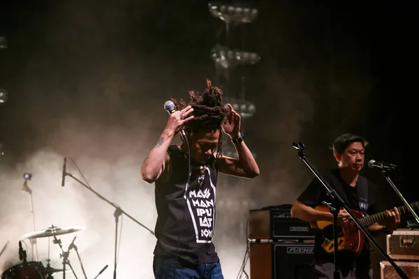 Khao Kho Tayland Fab 2 2024 Tayland 'ın ünlü reggae grubu T-Bone Khao Kho 2024 Festival 2' de bir konser verdi..