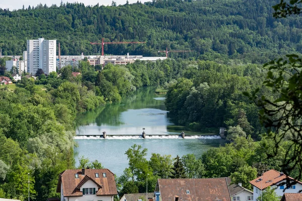 Land view over Umiken and Brugg with dam of old tributary of river Aare — Stock Photo, Image