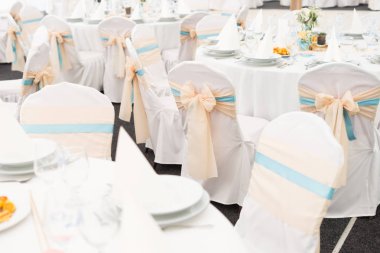 Kurdeleli düğün sandalyesi, düğün süsü.