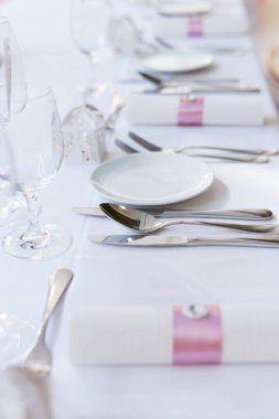 Süslü lüks düğün masası ayarları