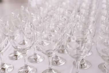 Grup boş kristal berraklığında gözlük