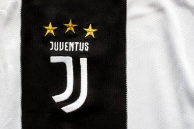 Calgary, Alberta, Kanada. 10 Temmuz 2020. Juventus F.C. Forma logolarına yakın.