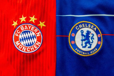 Calgary, Alberta, Kanada. 11 Temmuz 2020. FC Bayern Munchen, Chelsea FC 'ye karşı logo formalarına yakın.