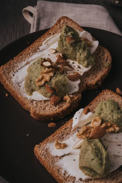 Delicious Cheese Avocado Toast — Stock fotografie