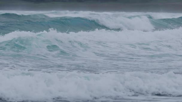 Slow Motion Close Dangerous Waves Stormy Sea Waves Roll Beach — Stock Video