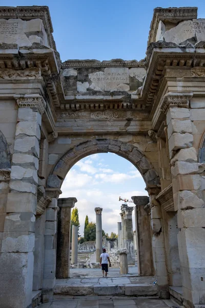 古代都市エペソ エフェス 古代建築物 エペソはトルコの古代都市を最も訪れた セルクイズミルトルコ — ストック写真