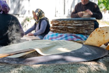 Geleneksel Türk ekmeği. 