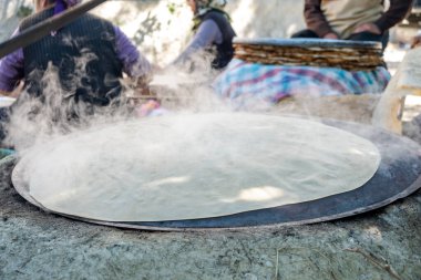 Geleneksel Türk ekmeği. 