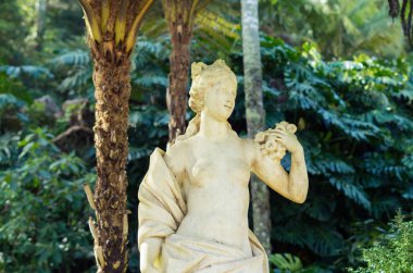 Sintra 'da bir heykel, Portgual