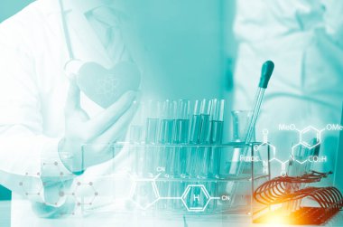 Test tüpü bilimine ve doktora çifte maruz kalma, kimyasal sıvı içeren laboratuvar camları., 