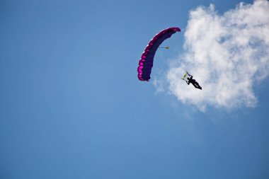 İniş bölgesi iniş paraşütçü