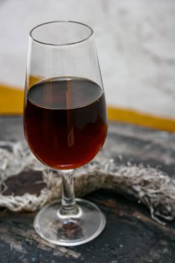 Catavino, şarap için fincan, varil üzerinde Sherry krem ile