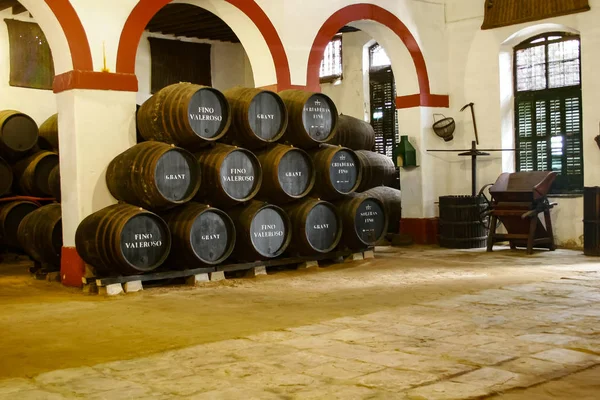 Vaten Lijn Bij Kleine Wijnhuizen Jerez Xrs Sherry — Stockfoto