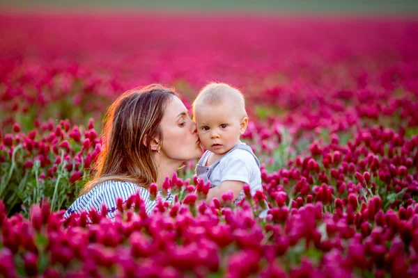 Young Mother Holding Her Todller Son Crimson Clover Field Family — Stock Photo, Image