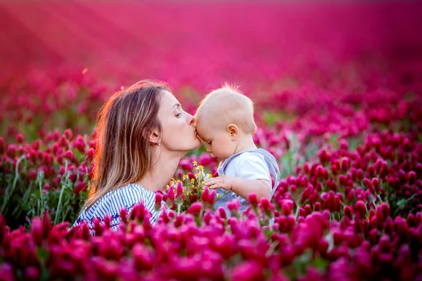 Young Mother Holding Her Todller Son Crimson Clover Field Family — Stock Photo, Image